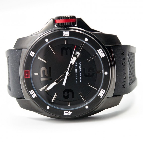 tommy hilfiger sport watch with silicone strap